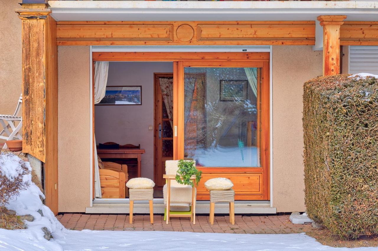 Petite Jardin: Via Des Traz B Appartement